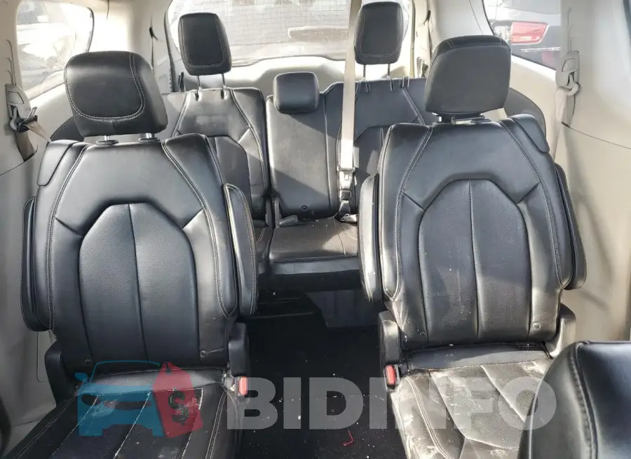 2C4RC1DG8LR262662 Photo# 10