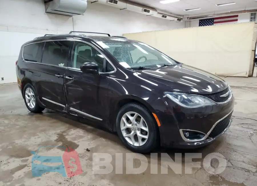 2C4RC1EG6HR559922 Photo# 4