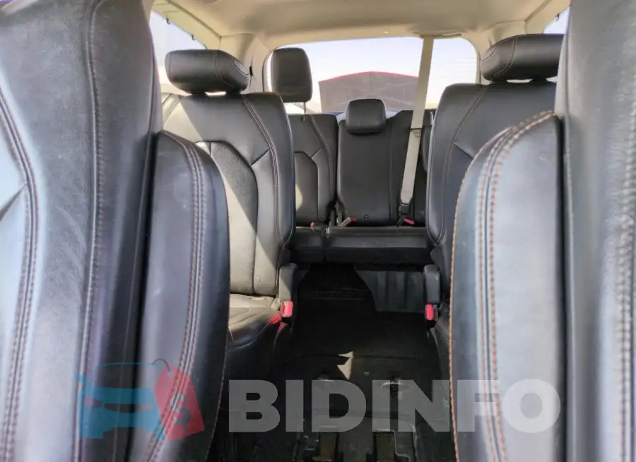 2C4RC1EG9HR538451 Photo# 10