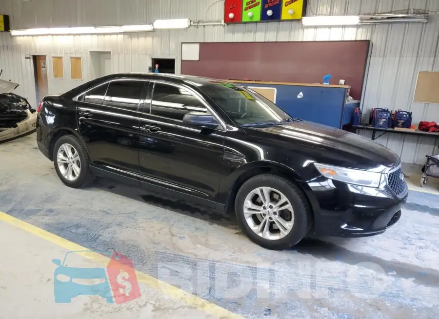 1FAHP2MT6HG123700 Photo# 4