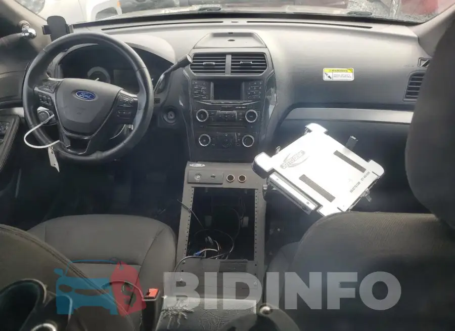 1FM5K8AR2HGE30526 Photo# 8