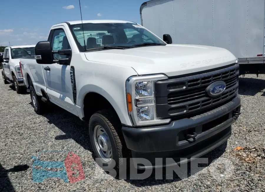1FTBF2BA9PED72362 Photo# 4