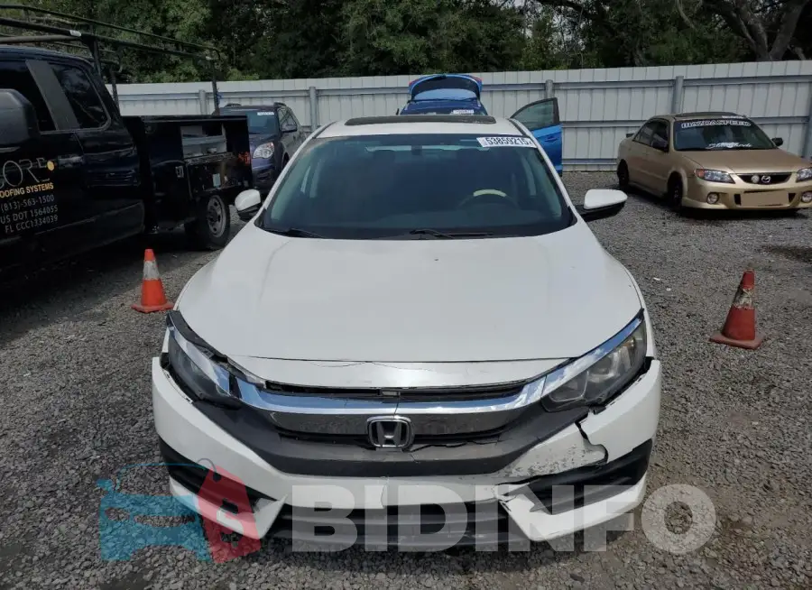 19XFC2F76HE069232 Photo# 5
