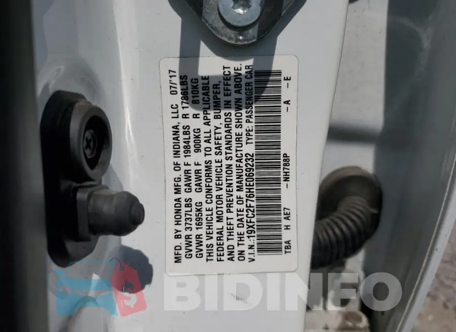 19XFC2F76HE069232 Photo# 13