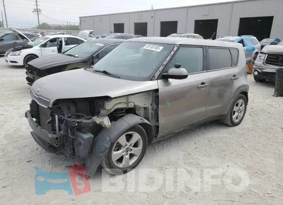 KNDJN2A20J7581719 Photo# 1
