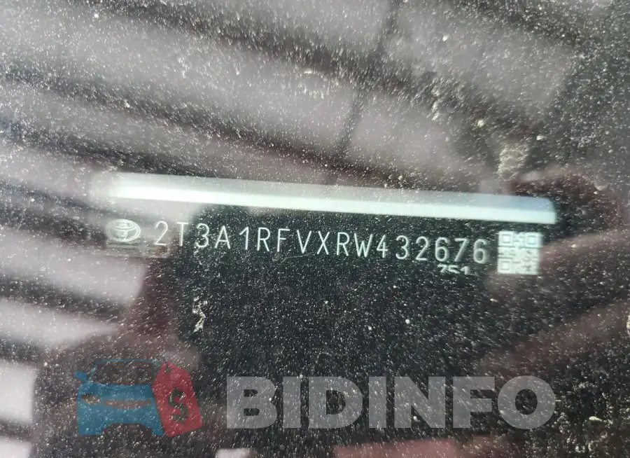2T3A1RFVXRW432676 Photo# 13