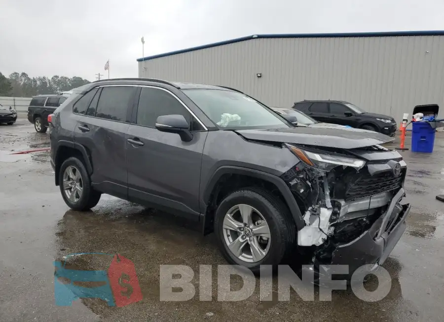 2T3W1RFV8RC278525 Photo# 4