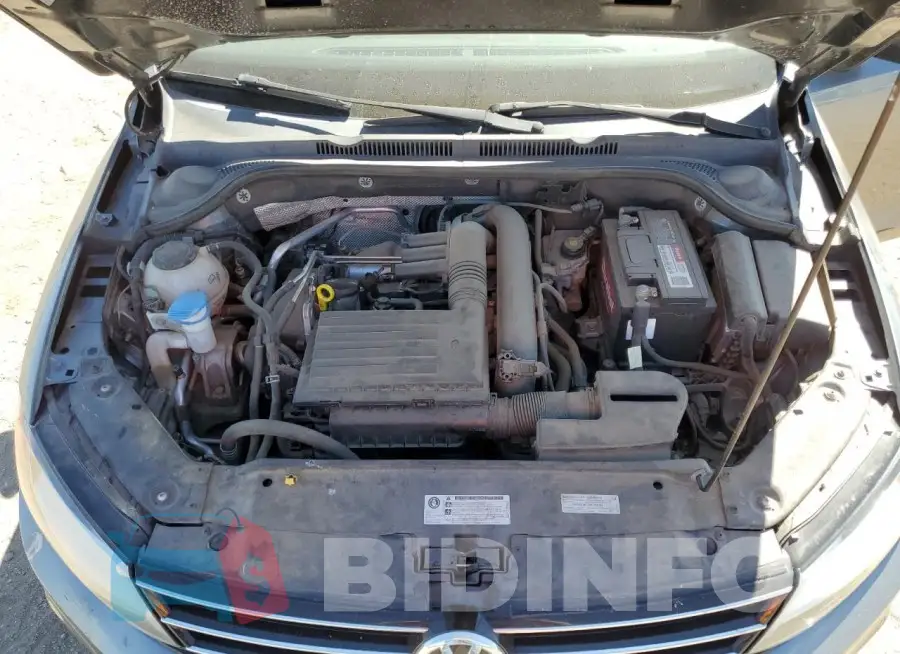 3VW2B7AJ0JM251311 Photo# 11