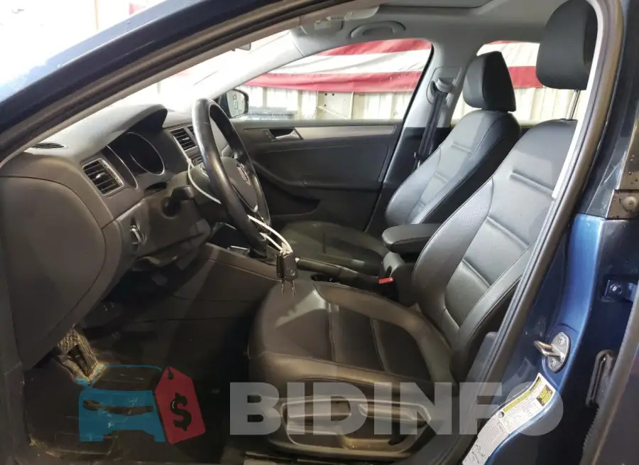 3VWDB7AJ2HM202985 Photo# 7