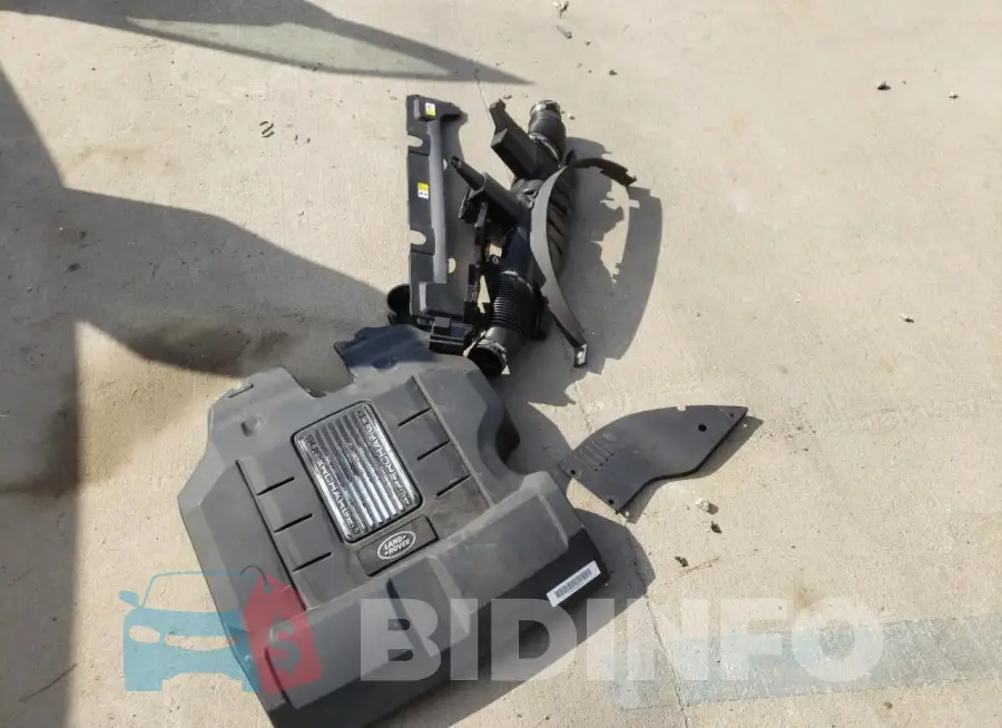 SALWR2FV9HA150587 Photo# 13