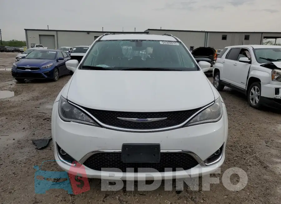 2C4RC1BG1KR640032 Photo# 5