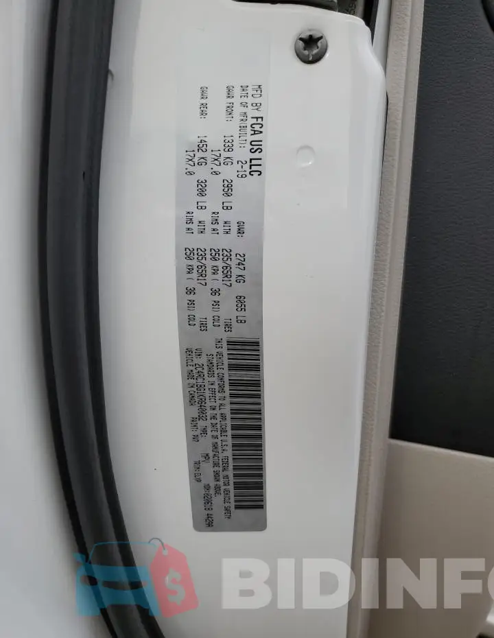 2C4RC1BG1KR640032 Photo# 13
