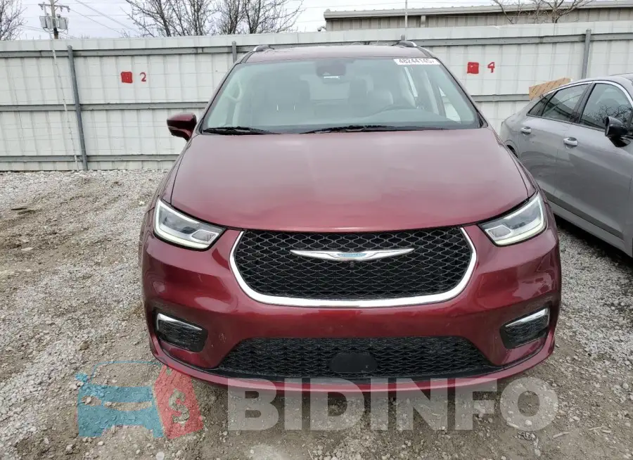 2C4RC1L74MR602943 Photo# 5
