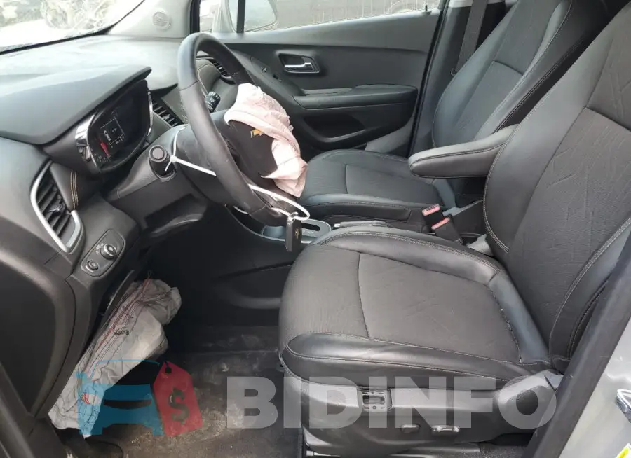 KL7CJLSM5NB557748 Photo# 7