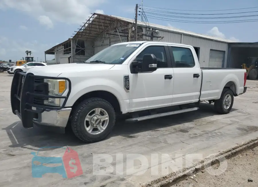 1FT7W2A61HEB68868 Photo# 1