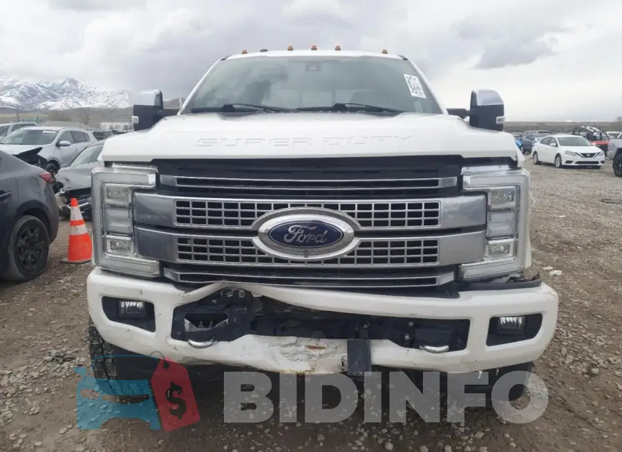1FT8W3BT5HED50989 Photo# 5