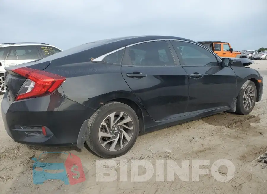 19XFC2F75GE010204 Photo# 3