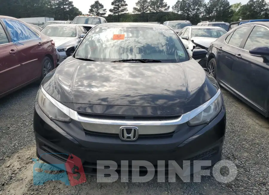 19XFC2F78HE011770 Photo# 5