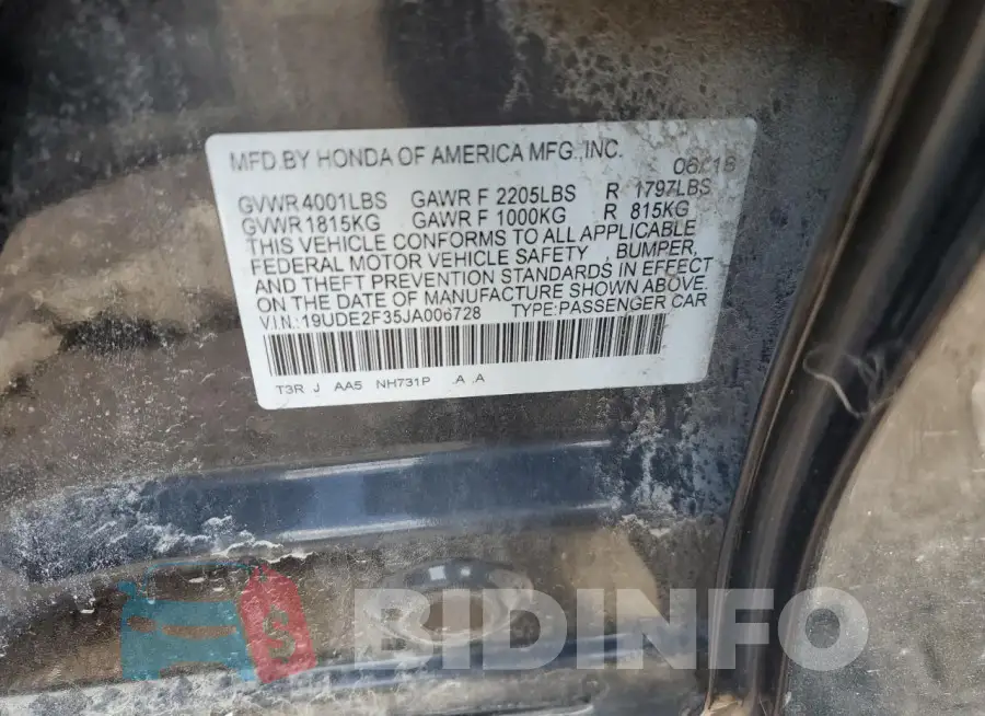 19UDE2F35JA006728 Photo# 12