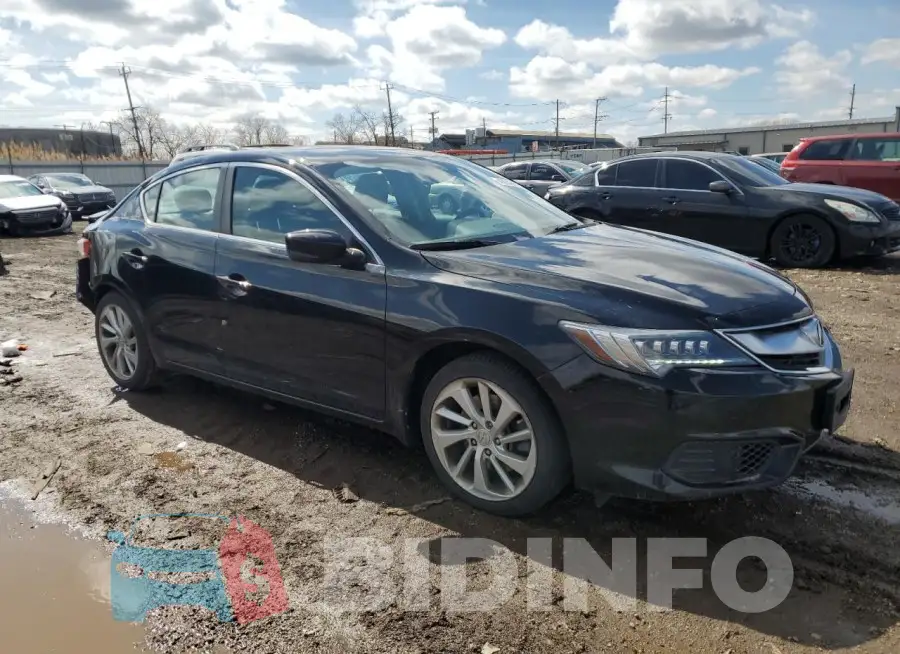 19UDE2F35JA006728 Photo# 4