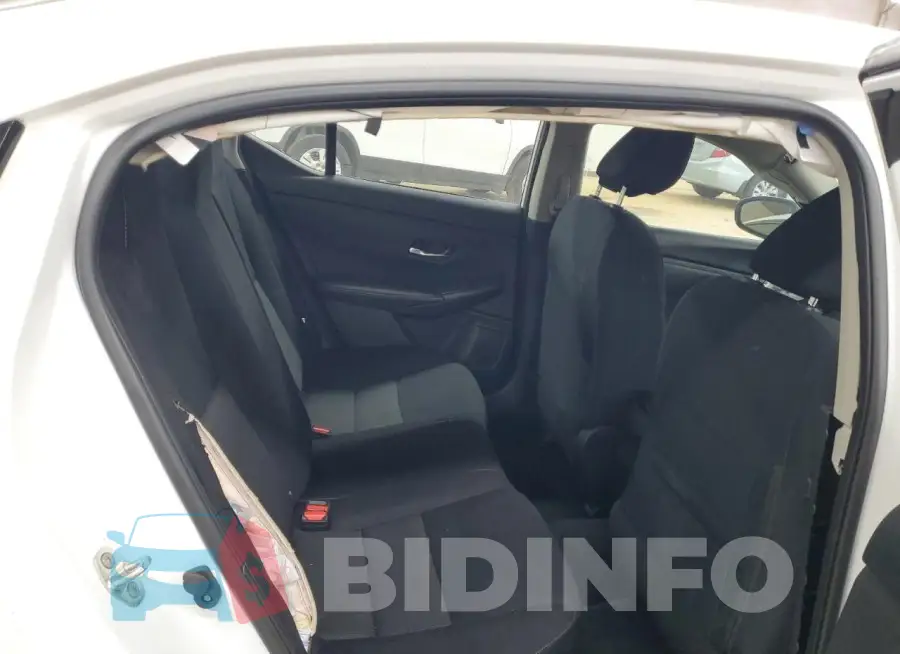 3N1AB8CV4PY302012 Photo# 10