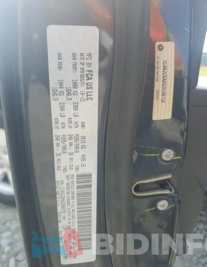1C4NJCBA0GD590732 Photo# 13