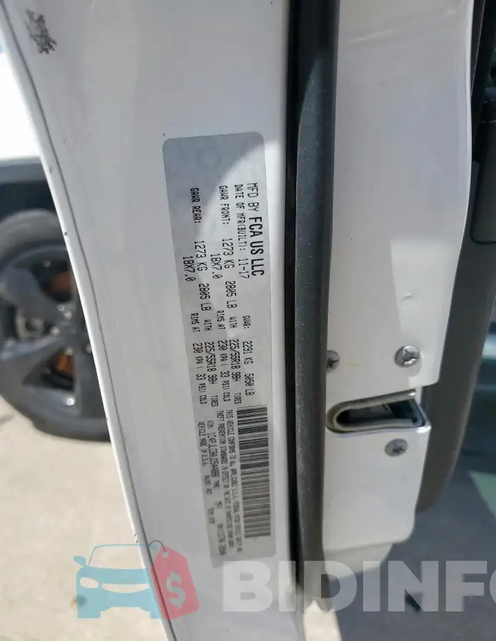 1C4PJLCB0JD544888 Photo# 12
