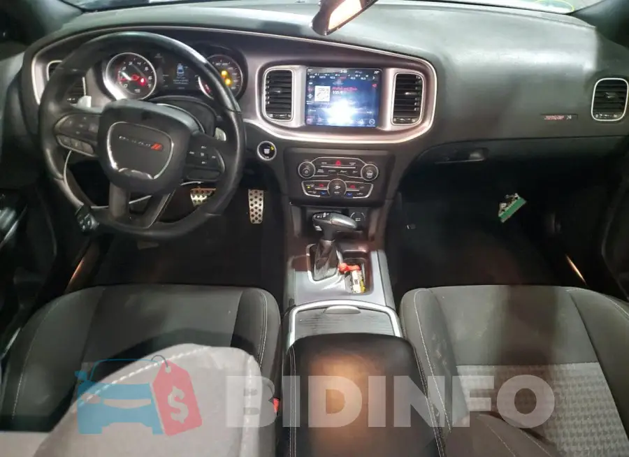 2C3CDXGJ1NH190052 Photo# 8