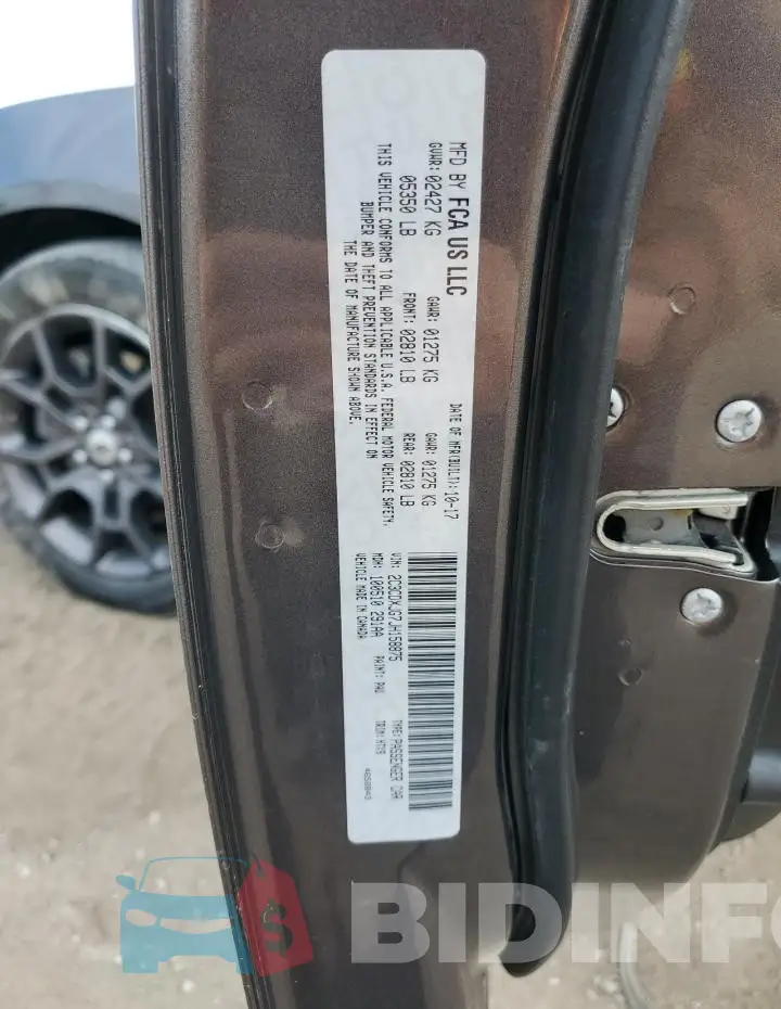 2C3CDXJG7JH158875 Photo# 12