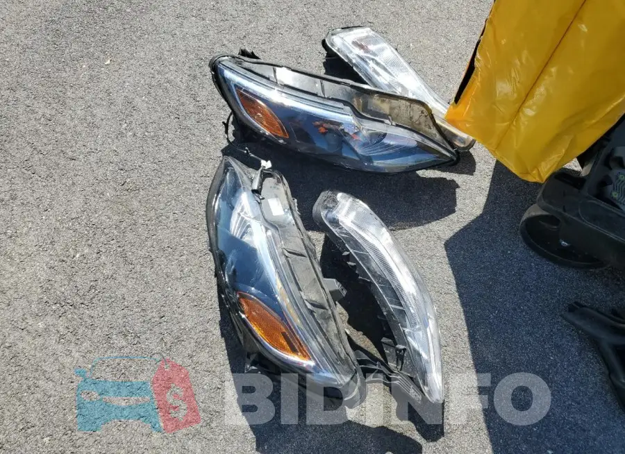 1G1ZD5STXNF162103 Photo# 12