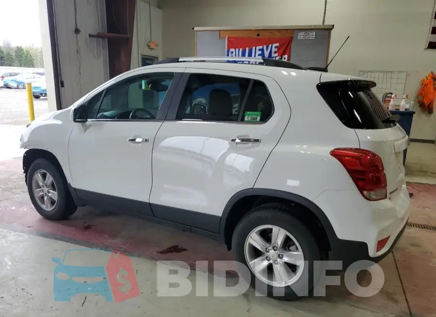 KL7CJPSB5JB613221 Photo# 2