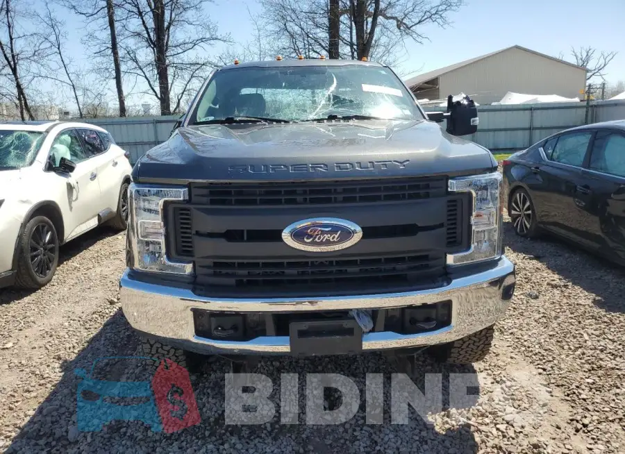 1FT7X2B61HEB44050 Photo# 5