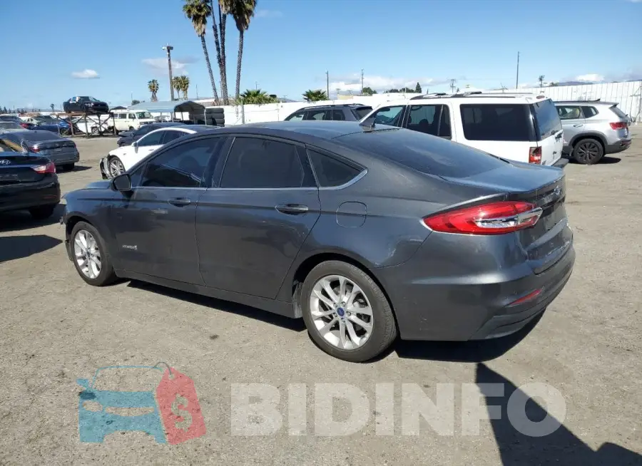 3FA6P0LU7KR208809 Photo# 2