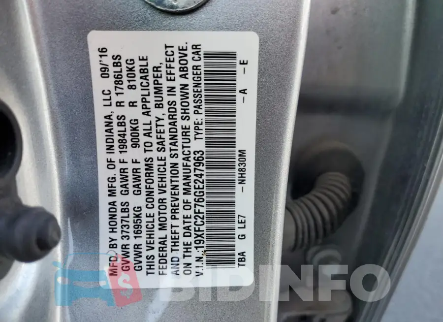19XFC2F76GE247963 Photo# 12