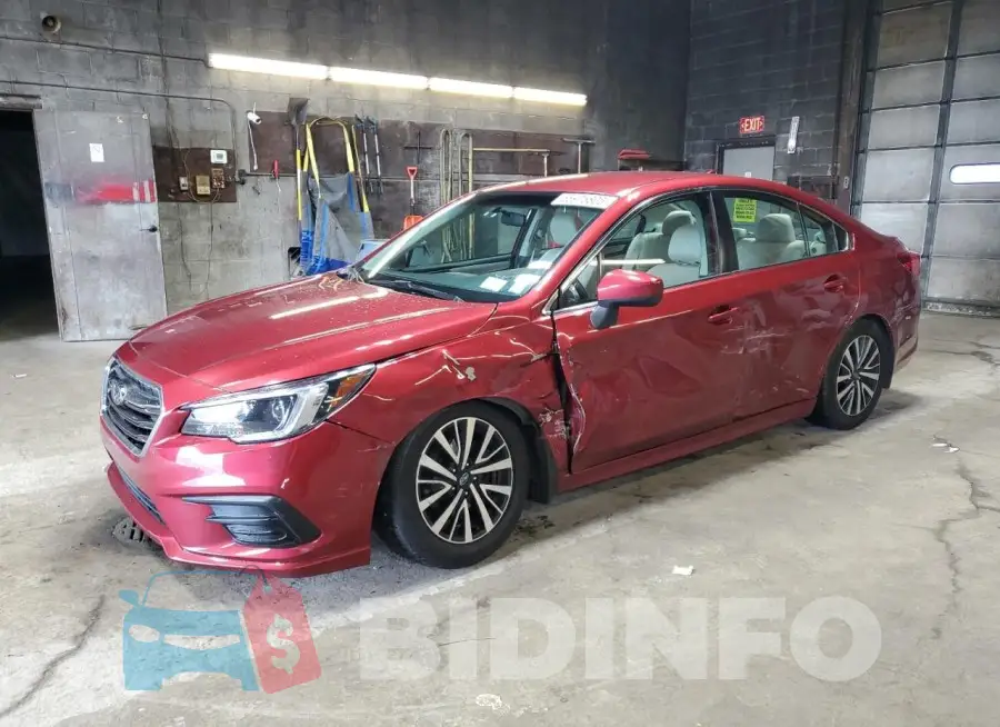 4S3BNAC66J3022018 Photo# 1