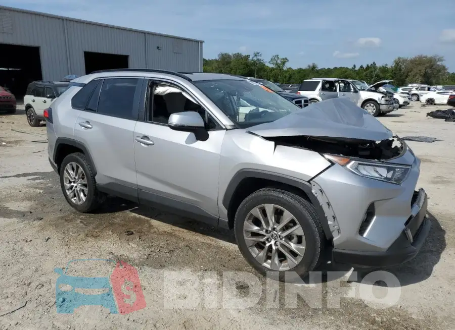 JTMC1RFV4MD080404 Photo# 4