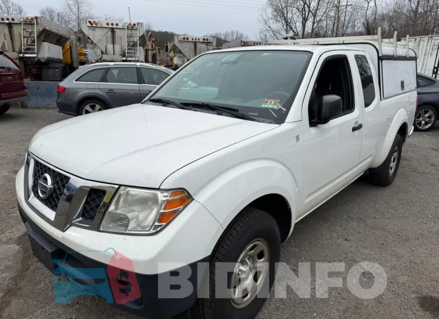 1N6BD0CT8GN72887 Photo# 2