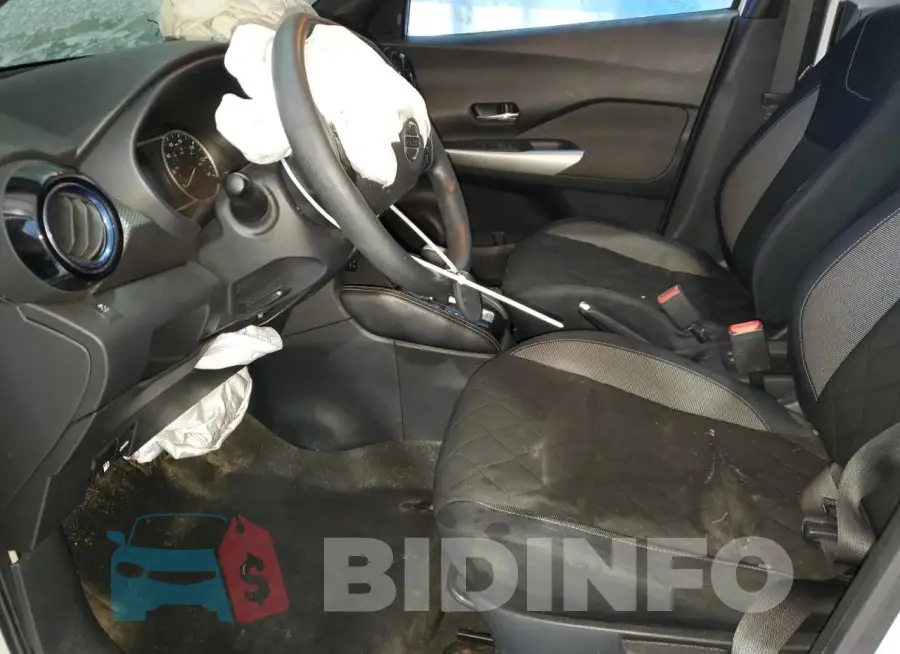 3N1CP5CU8JL516599 Photo# 7
