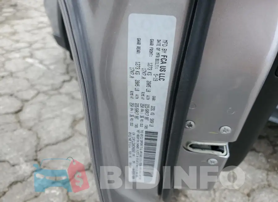 1C4PJLCBXKD466542 Photo# 13