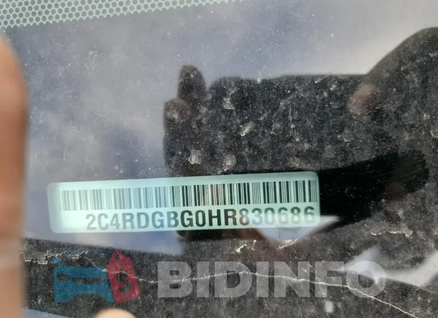 2C4RDGBG0HR830686 Photo# 13