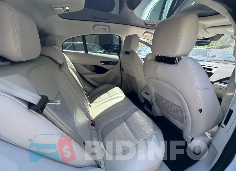 SADHB2S14L1F85119 Photo# 6