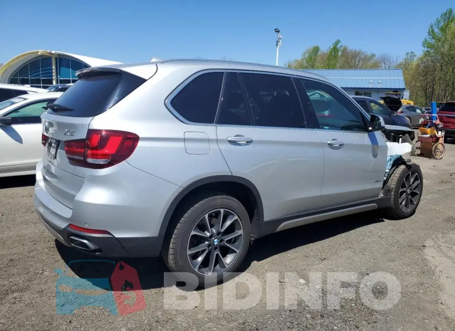 5UXKR0C5XJ0X87335 Photo# 3