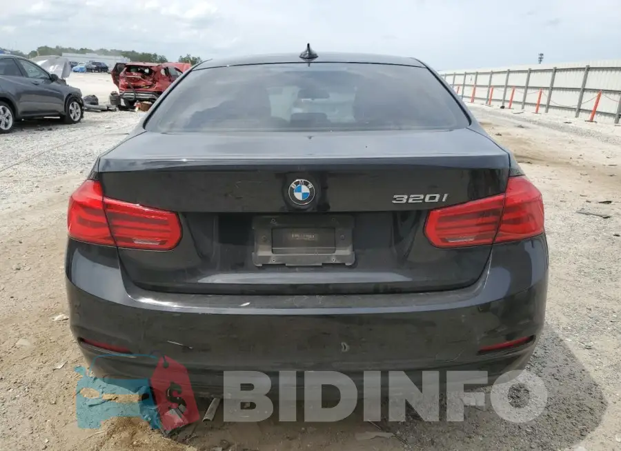 WBA8A9C52HK620440 Photo# 6