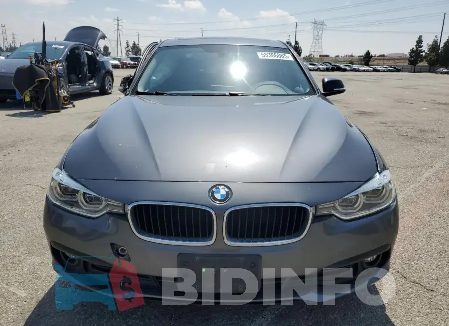 WBA8E1G5XJNU92355 Photo# 5