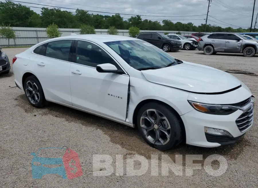 1G1ZD5ST6RF172570 Photo# 4