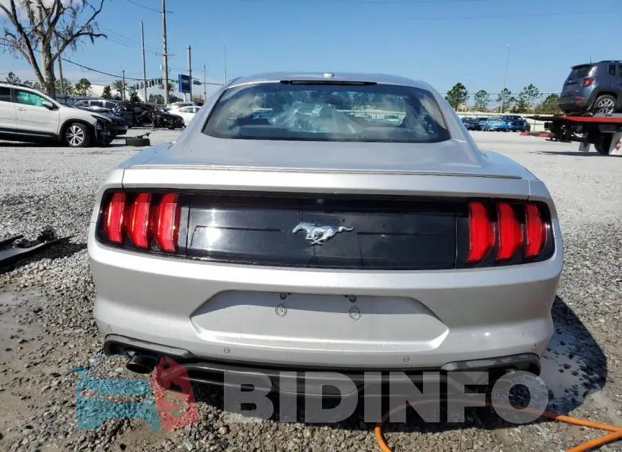 1FA6P8TH3K5142019 Photo# 6