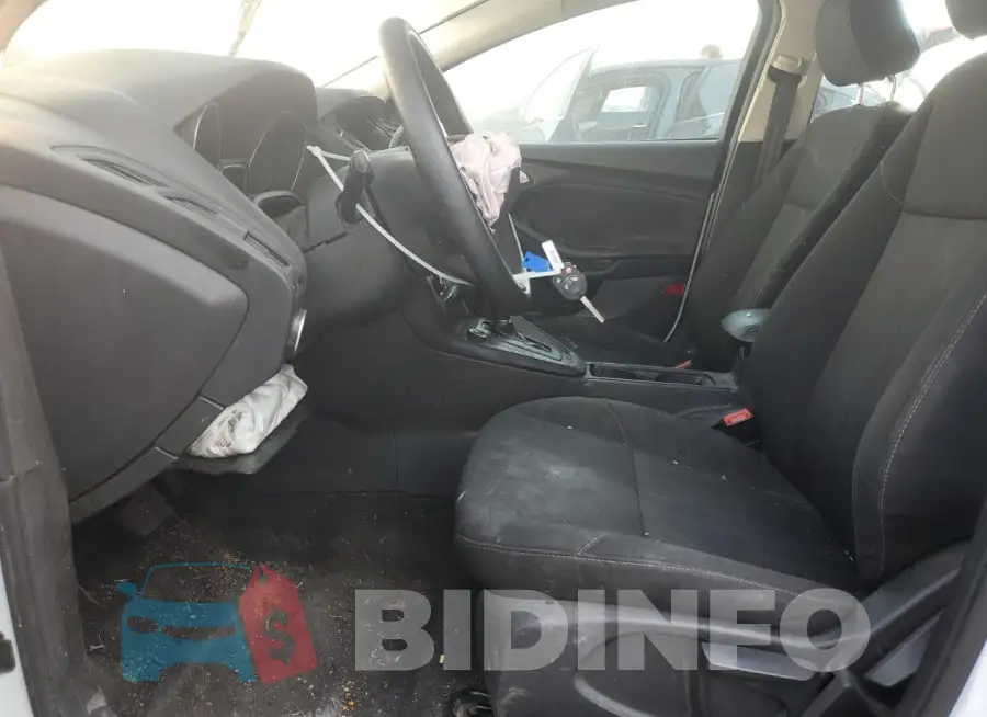 1FADP3K27HL342817 Photo# 7
