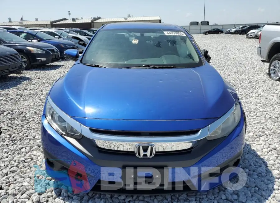 19XFC1F30GE221639 Photo# 5