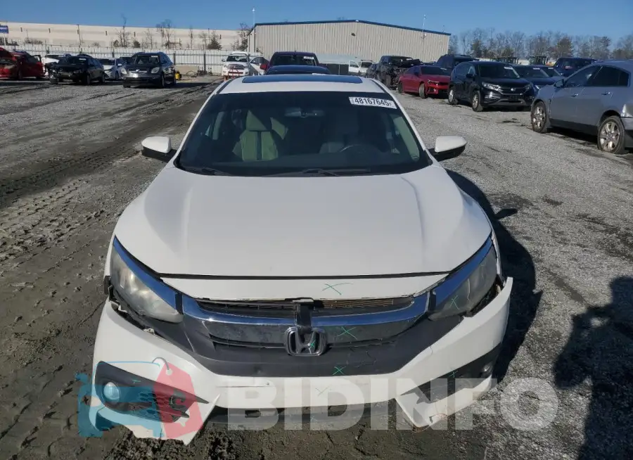 19XFC1F74GE044774 Photo# 5