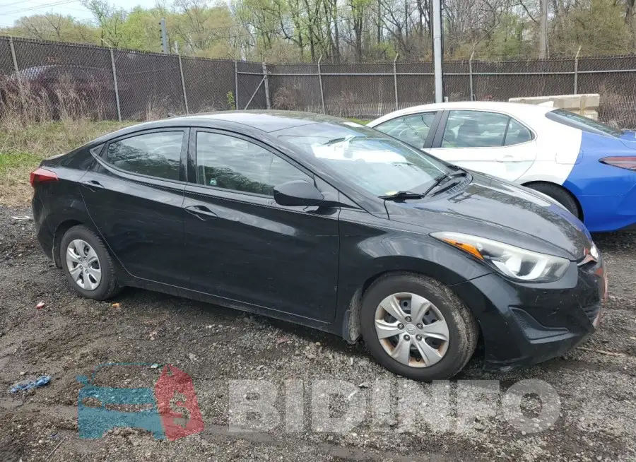5NPDH4AE9GH668565 Photo# 4